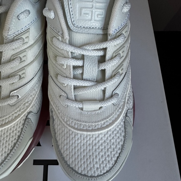Givenchy Giv 1 Leather And Mesh Sneakers - Picture 6 of 16